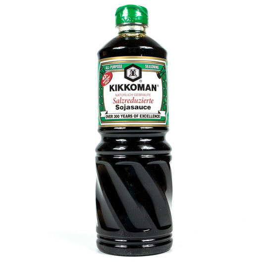 Kikkoman - Salzreduzierte Sojasauce natürlich gebraut (43% weniger Salz) 1 Liter