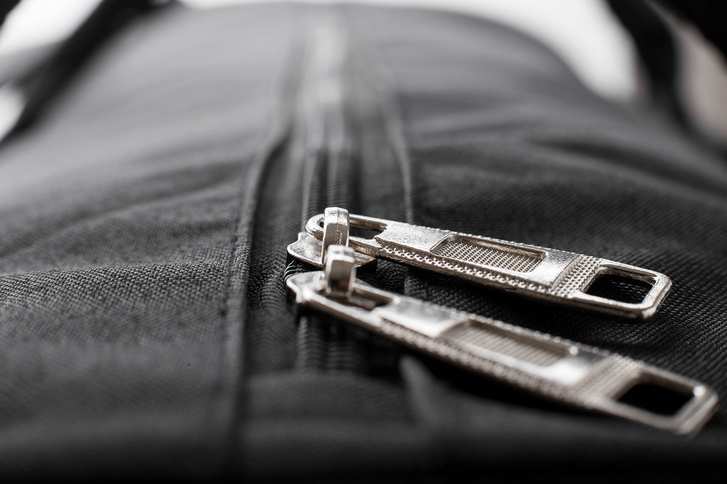 RR Sports - Sporttasche mit Schuchfach in Schwarz für Damen und Herren